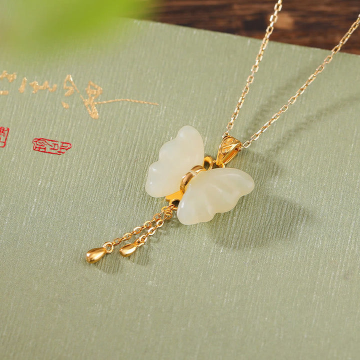 Hetian-Jade Anhänger Schmetterling Gold Halskette