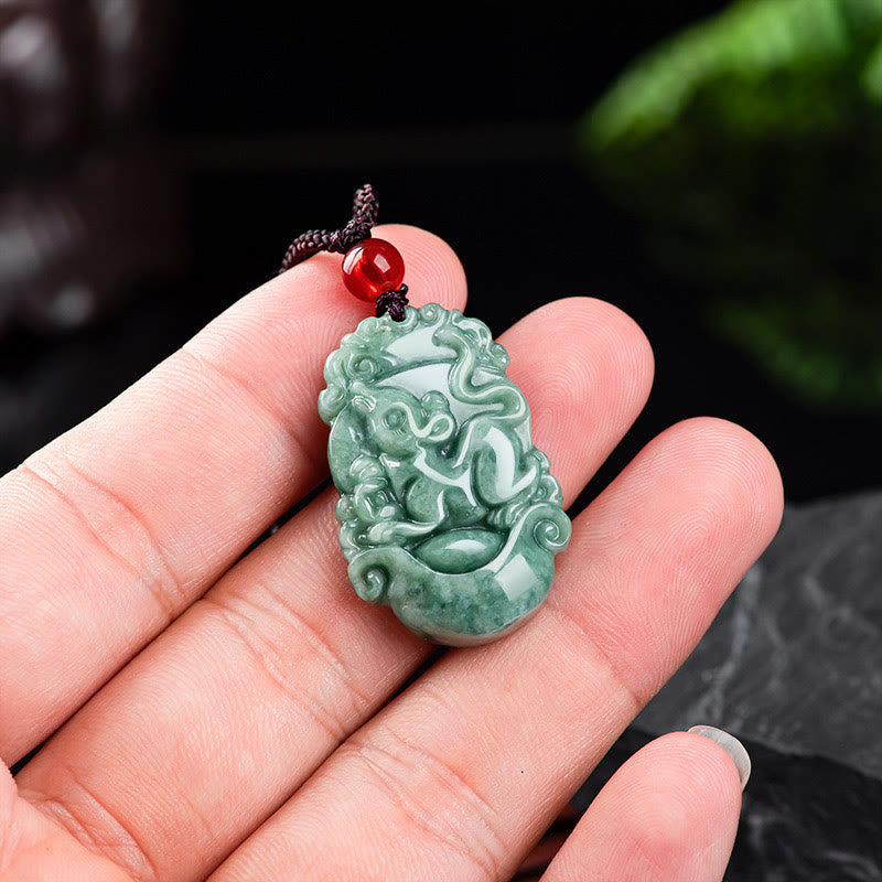 Kette Jade Chinesischer Tierkreis – Wohlstand & Fokus – Bild 9 – Kette Jade Chinesischer Tierkreis Anhänger grüner Naturstein Wohlstand Fokus