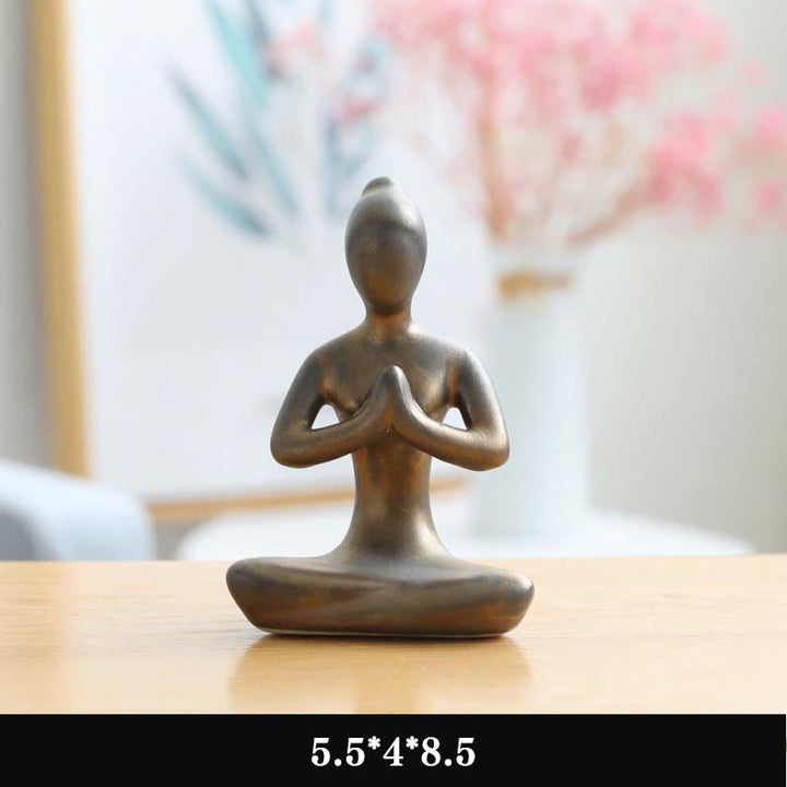 Buddha Statue Yoga Meditation Keramik Gold / Betend