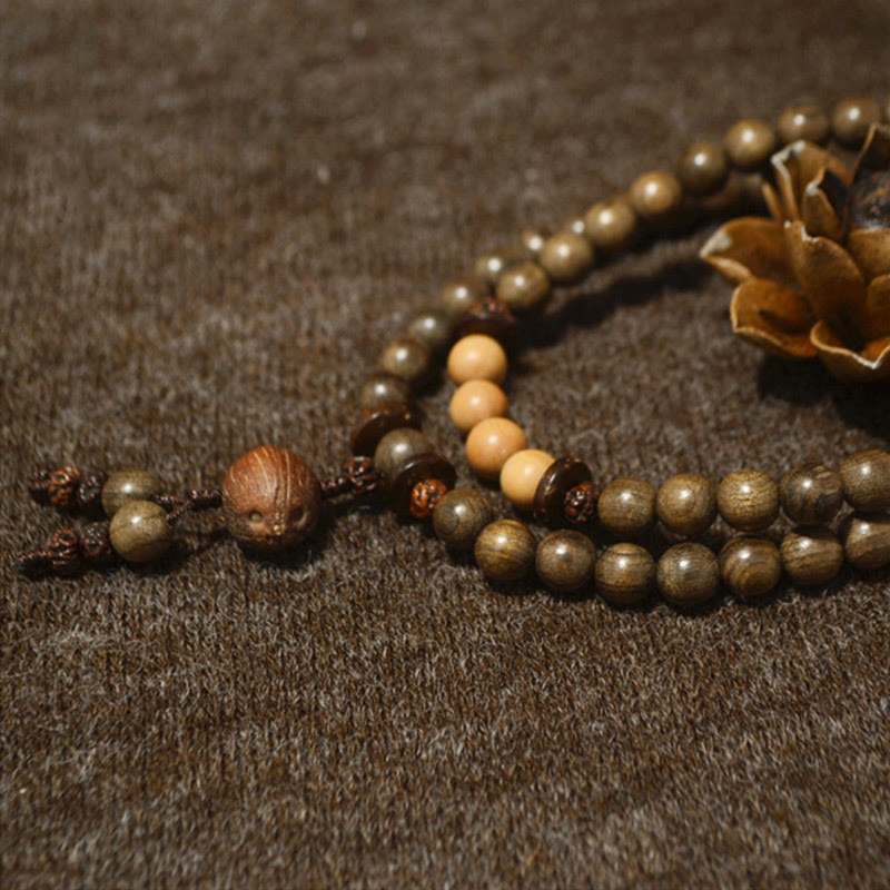 Mala Sandelholz – Schutz Armband mit Natursteinen braun gold elegant