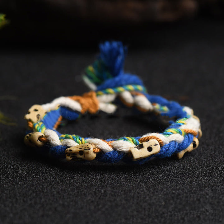 Armband – Glück & Wohlstand & Harmonie bunte Schnur Holzperlen blau weiß orange