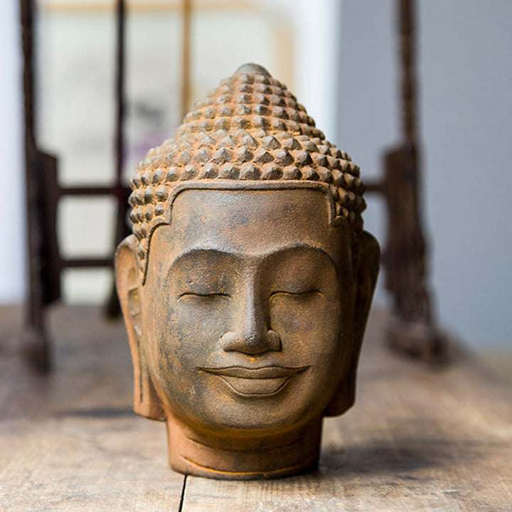 Buddha Statue Kopf Geschlossene Augen Eisen Rost