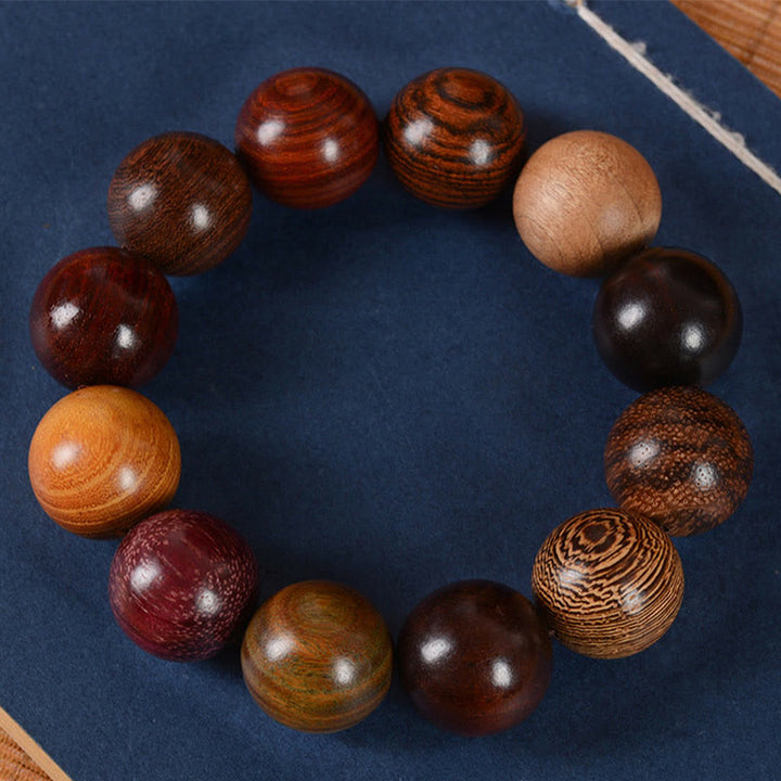 Armband Sandelholz – Schutz & Heilung mit natürlichen Holzperlen braun
