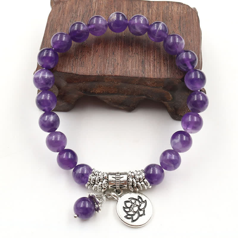 Armband Amethyst Kristall Lotus lila Perlen Silber Charm elegant.