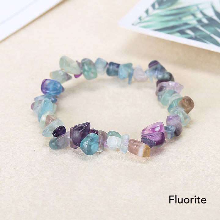 Fluorit Armband Kristall Wärme bunte Natursteine elastisch tragbar.