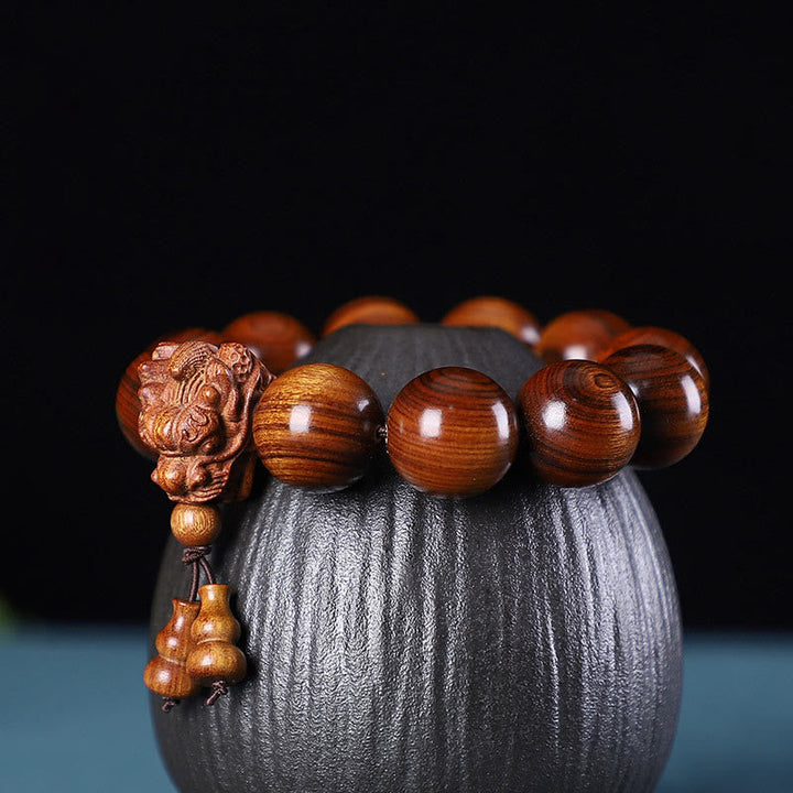 Armband Drache Sandelholz – Schutz & Kraft