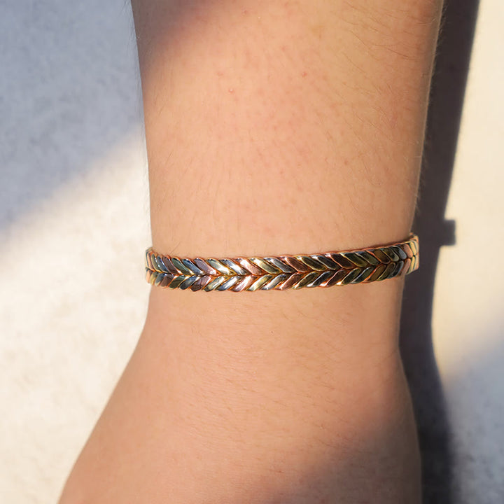 Kupfer Magnetisch Armband Stärke geflochtenes Design am Handgelenk getragen