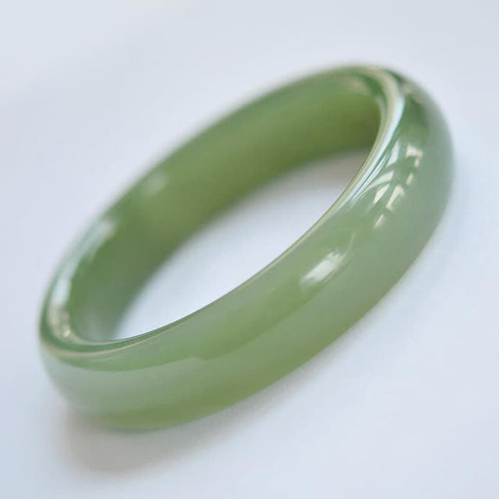 Jade Armband grün poliert glänzend elegant Naturstein Armreif
