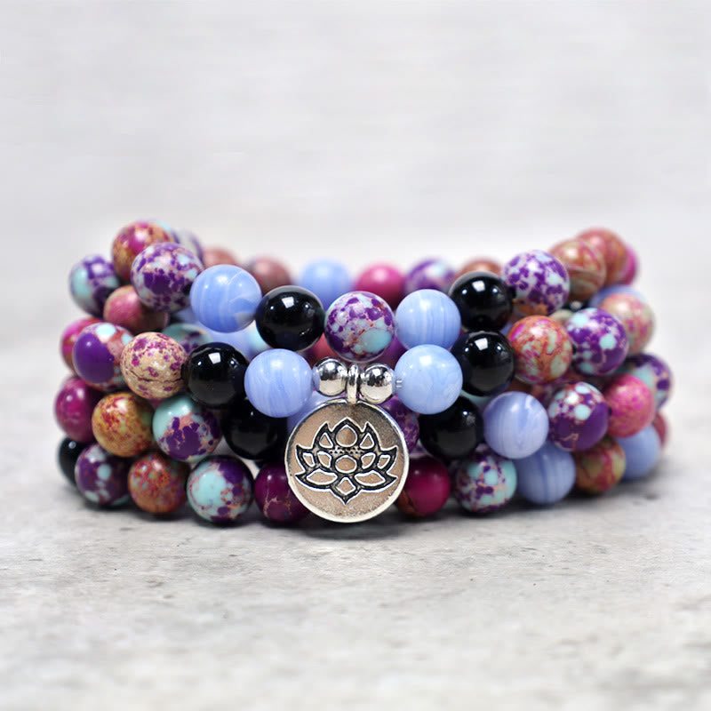 Armband Lila Miano Real Lotus mit Perlen Flachansicht Natursteine lila schwarz blau