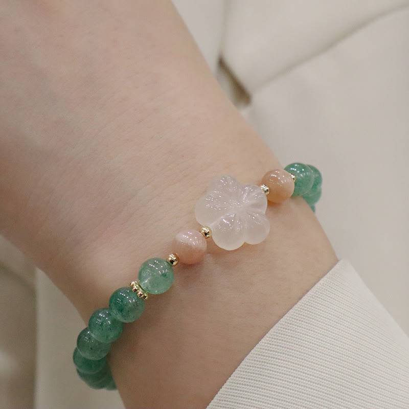 Armband Erdbeerquarz Balance Naturstein Jade grün elegant Handgelenk