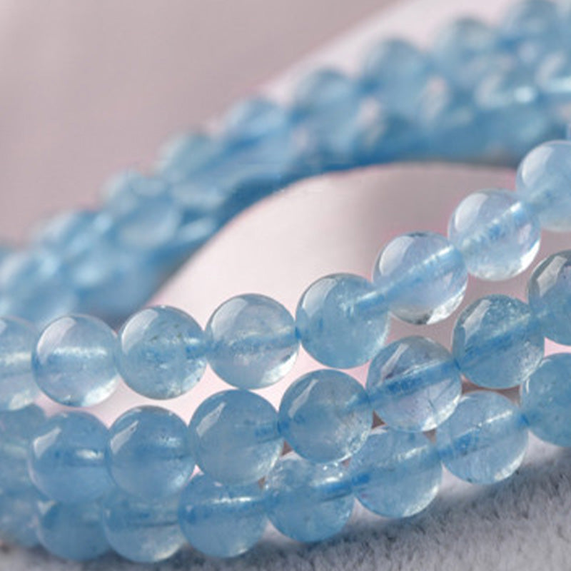 Armband Aquamarin – Heilung & Frieden hellblaue Perlen Naturstein elastisch