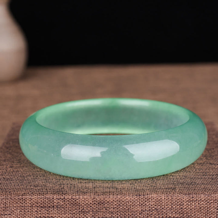 Grünes Jade Armband Glück Heilung Segen Naturstein poliert elegant
