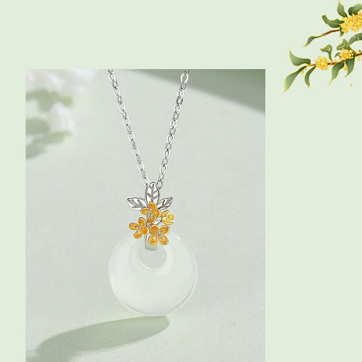Kette Chalcedon Zwölf Blüten Harmonie Eleganz