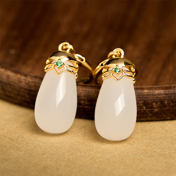 Ohrringe Grüner Chalcedon Tropfen – Stärke weiß Gold Boho Schmuck spirituell