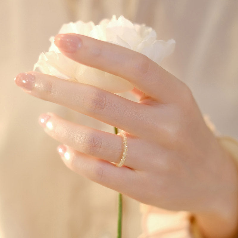 Ring Citrin – Glück & Wohlstand eleganter Schmuck Fingerring getragen