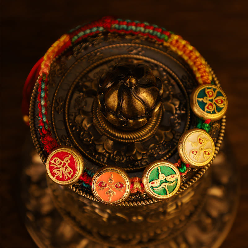 Armband Five Five – Glück & Wohlstand mit bunten Medaillons und goldenem Kugel