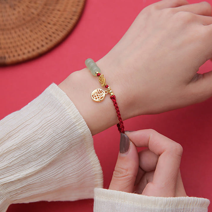 Jade Armband Fu-Zeichen Glück Balance rot goldfarben elegant getragen