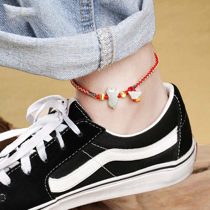 Rotes Armband Jade Chinesisches Tierkreis Wohlstand Energie Handgelenk getragen