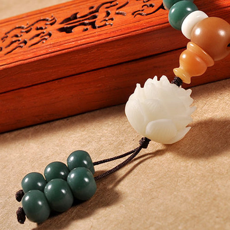 Bodhi Lotus Armband Erfolg grüne Jade Perlen weiß geschnitzt Natur