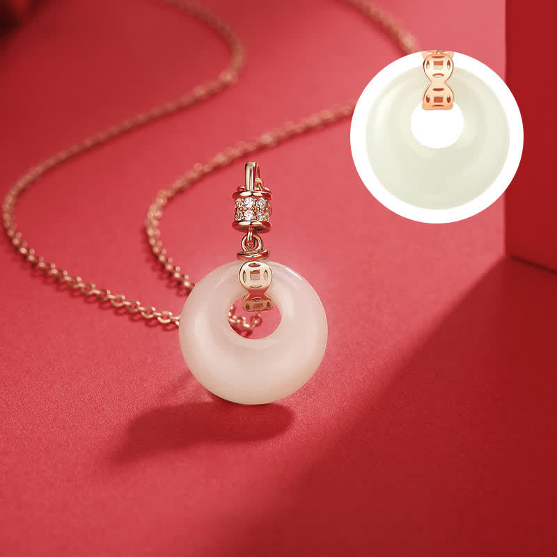 Kette weiße jade münze – klarheit & schutz