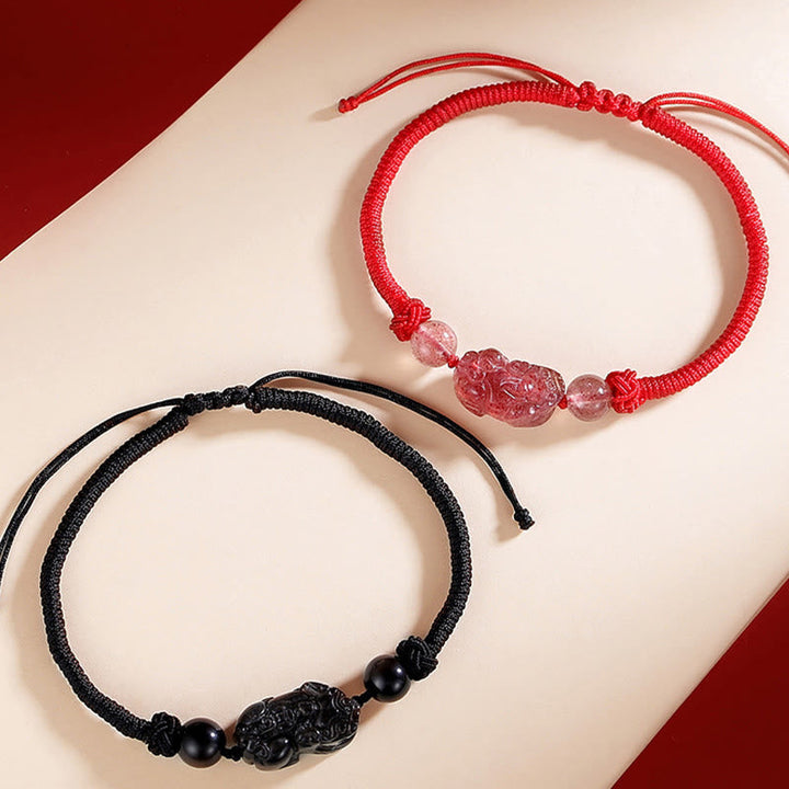 Rotes und schwarzes Armband mit Obsidian Erdbeerquarz Pixiu Schutzstein
