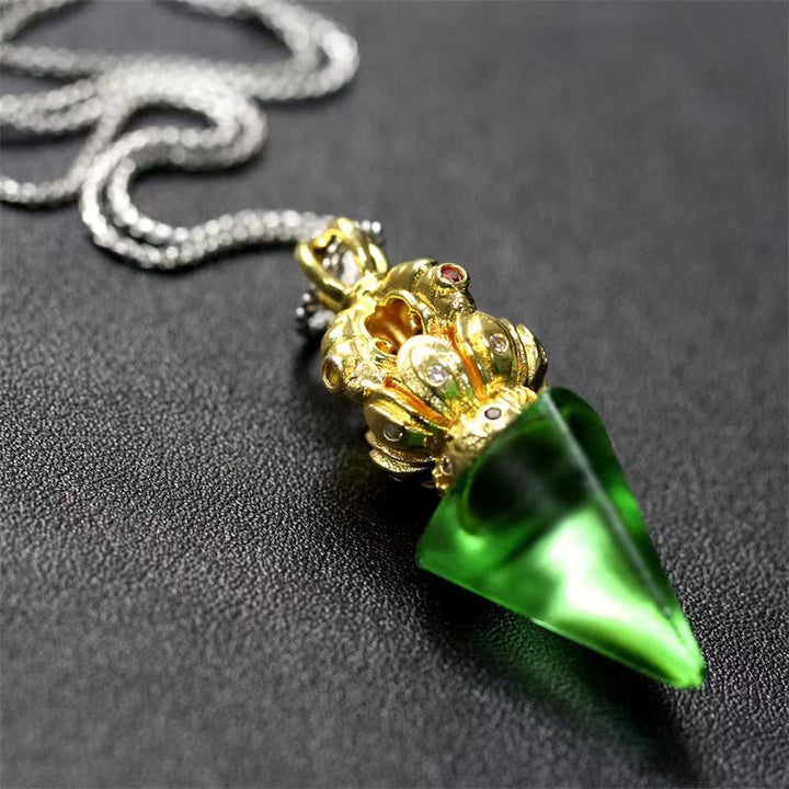 Kette Liuli-Kristall Vajra Lotus Tibet Stärke grün gold Anhänger