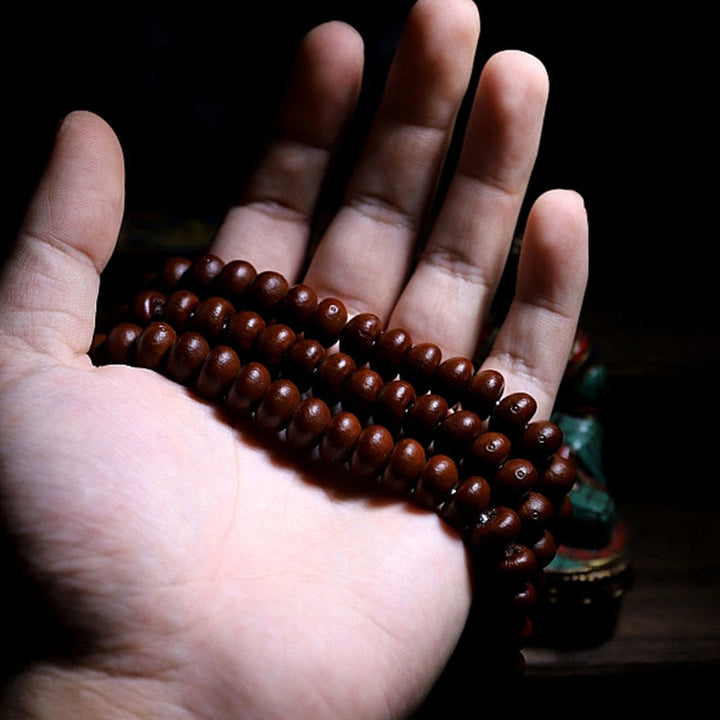 Mala Kupfer Bodhi – Harmonie Armband am Handgelenk getragen braun glänzend
