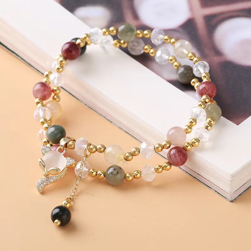 Armband Fuchs – Schutz mit Natursteinen und goldfarbenen Perlen elegant.