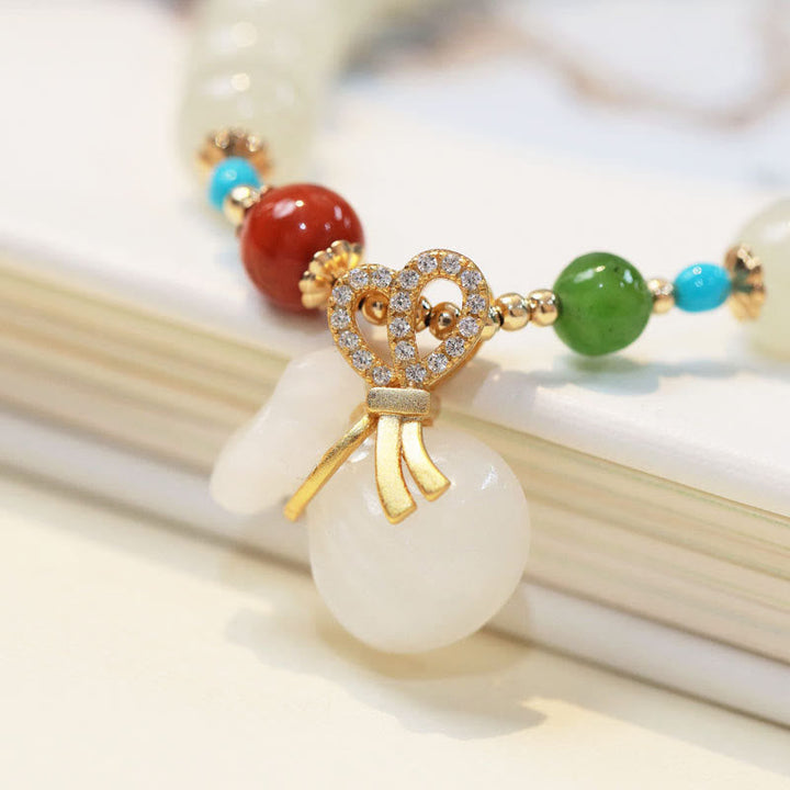 Armband Weiße Jade Segen mit bunten Perlen Gold Schleife