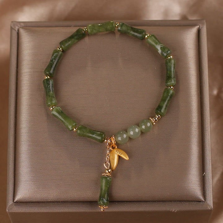 Armband Jade Bambus grüne Perlen goldene Blattanhänger Glück Wohlstand.