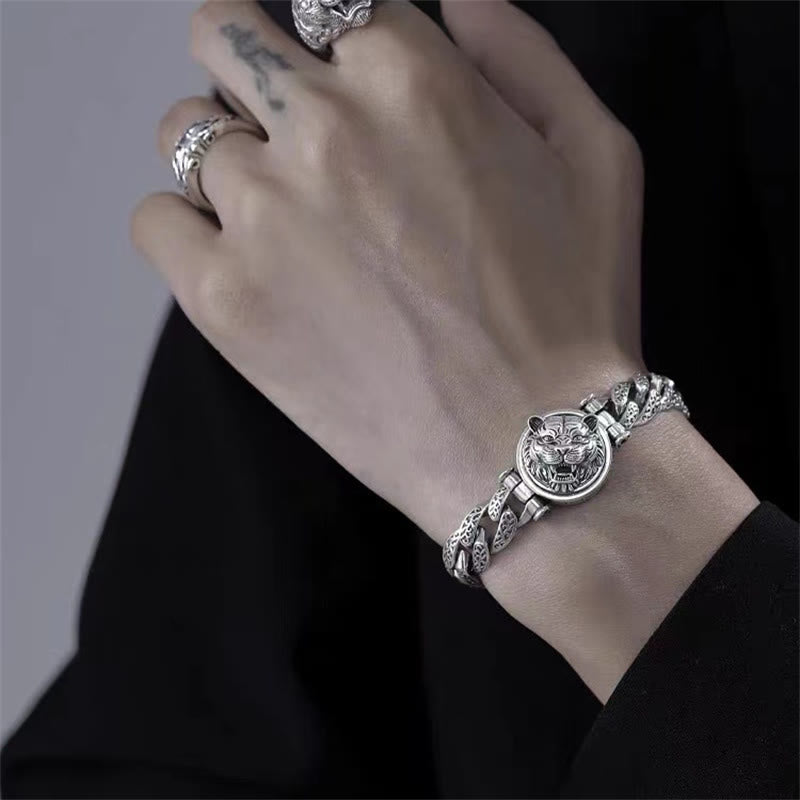 Silbernes Pixiu Armband – Glück & Energie am Handgelenk getragen elegant
