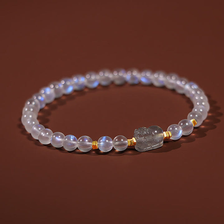 Mondstein Armband mit silbernem Pixiu Anhänger elegantes Design