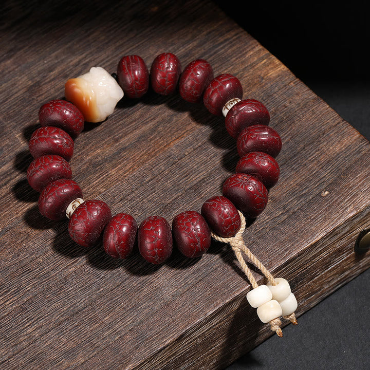 Mala Bodhi Glück Balance Armband rote Holzperlen weiße Steinperlen elastisch