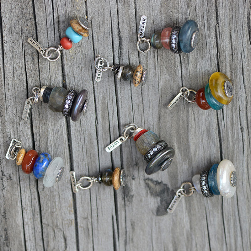 Kette Labradorit Zen-Cairn Edelstein Anhänger bunt
