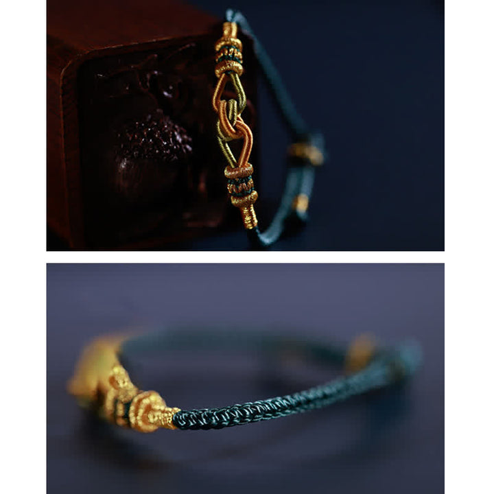 Geflochtenes Armband mit goldenen Perlen Stärke Geflochten elegant