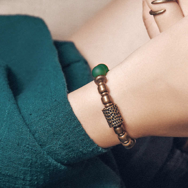 Armband Kupfer grüner Achat Naturstein elastisch Handgelenk getragen elegant