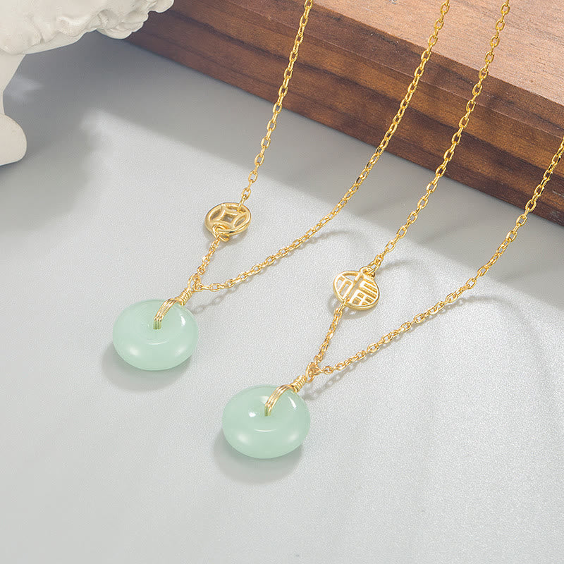 Jade-Kette mehrere Anhänger Fu-Symbol Gold Glück