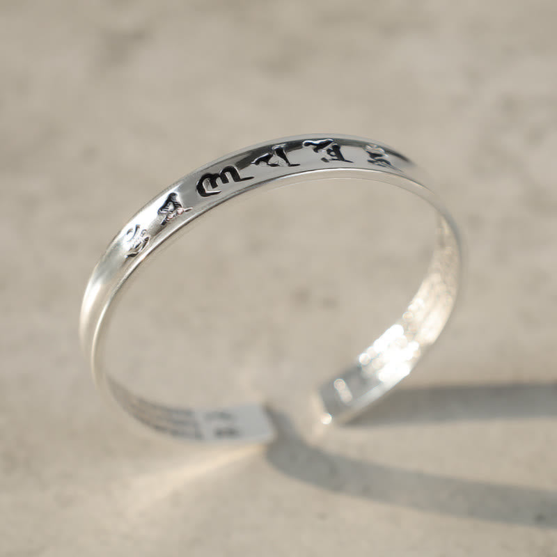 Armband Tibet Mantra Weiß Kupfer Silber Flachansicht Gravur Detail