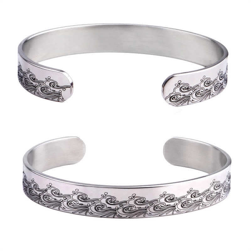 Silberarmband mit wellenförmigem Muster Harmonie Energie Design elegant