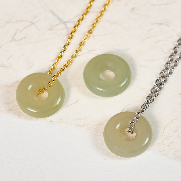 Grüne Jade Buddha Kette Anhänger mit Natur Schließe und Frieden