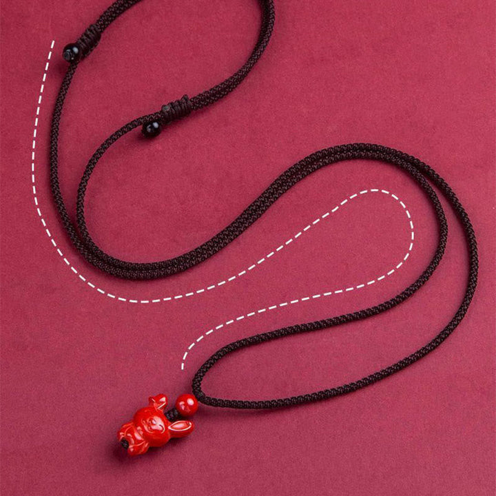 Schwarze Kette mit Zinnober Pferd Anhänger Chinesischer Zodiak Segen