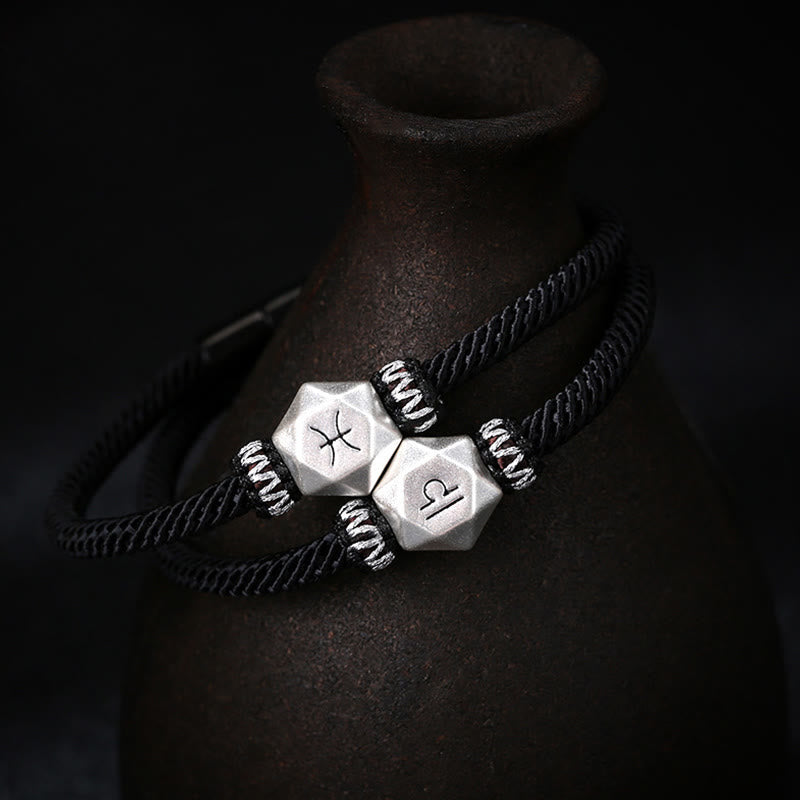 Hexagon-Silber-Armband mit Schutz-Symbolen schwarzer Kordel elegant