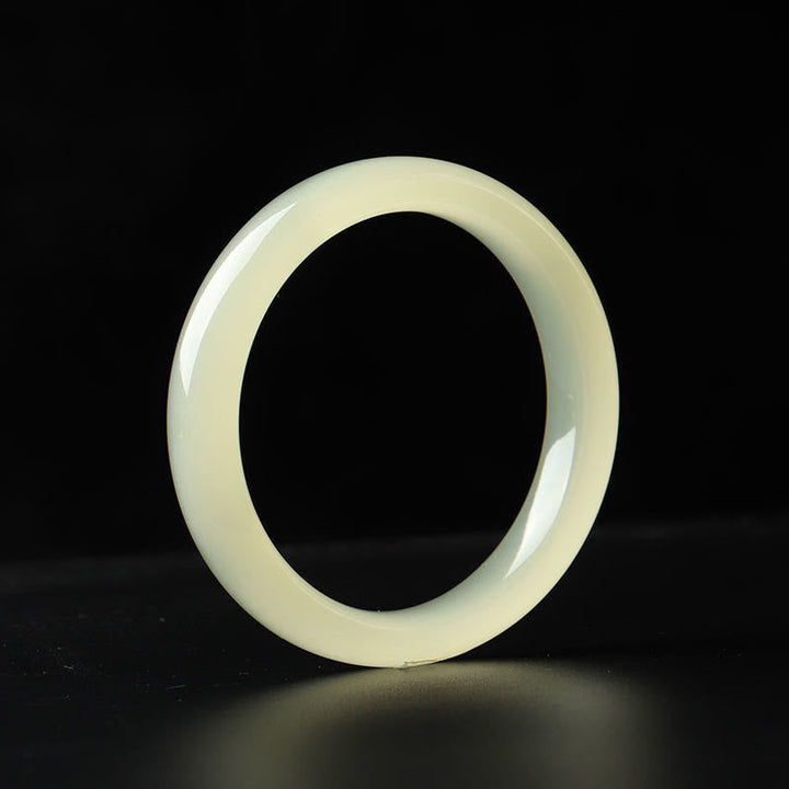 Jade Armband Fülle weißer Naturstein glatter polierter Stein elegantes Design