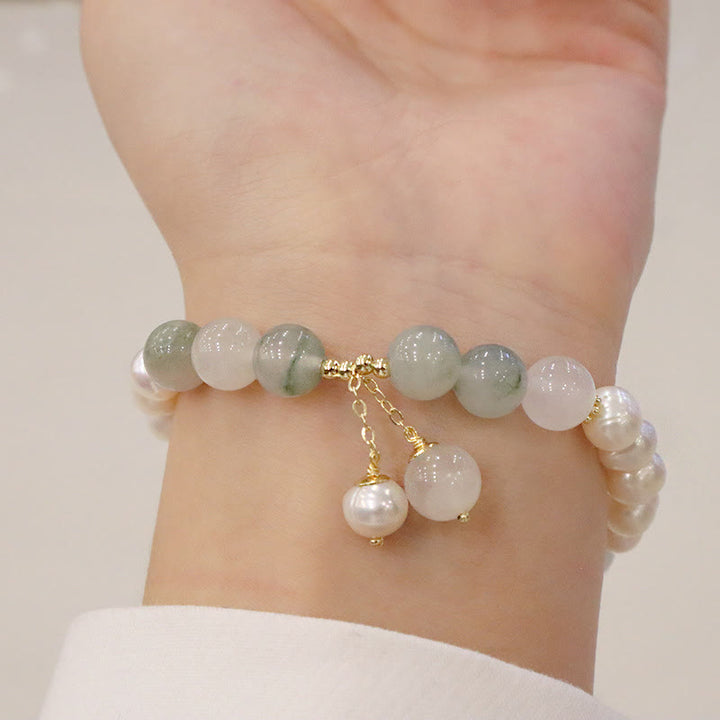 Armband Perle Jade – Heilung mit grünen Steinen und Perlen elegant.