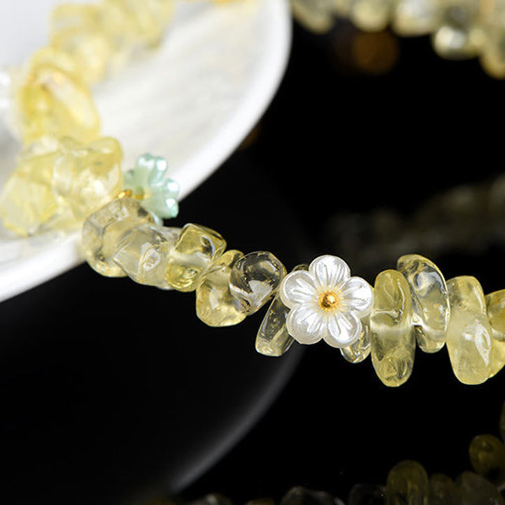 Armband Erdbeerquarz Aquamarin mit Blütenperlen zarter Schmuck Handgelenk Naturstein