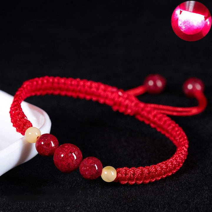 Armband Zinnober – Segen rotes Perlenarmband mit Natursteinen elastisch Makro