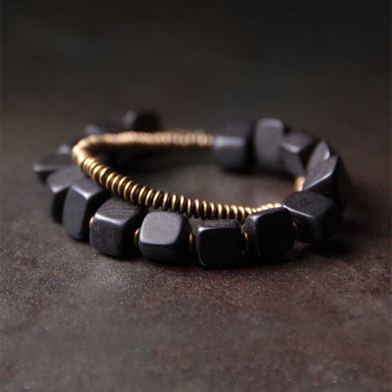 Armband Kupfer Ebenholz mit schwarzen Würfelperlen elegant gestylt