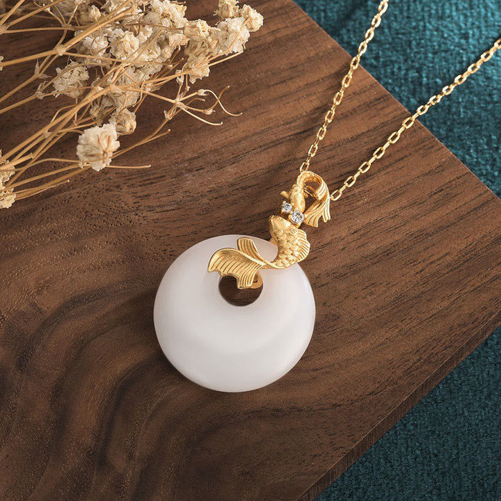 Kette weiße Jade Koi Fisch Gold Anhänger