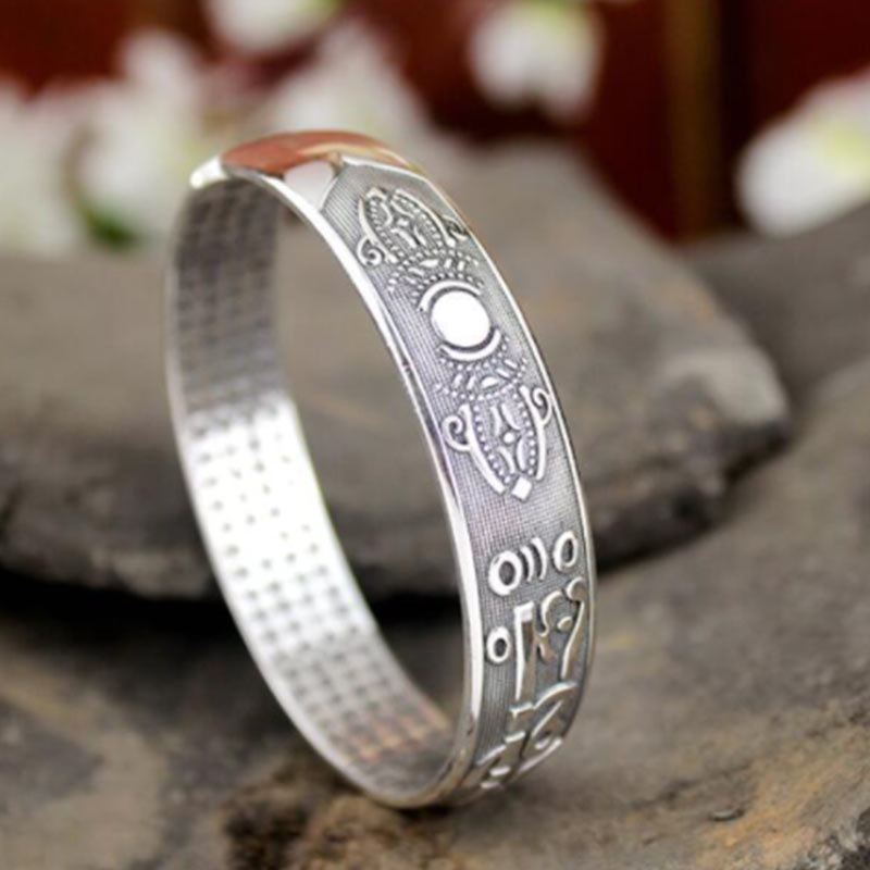 Tibetisches Silber Armband mit eingraviertem Sanskrit Muster auf Stein