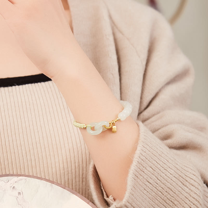 Jade Fu-Zeichen Armband Handgelenk getragen Frieden Fülle eleganter Stil